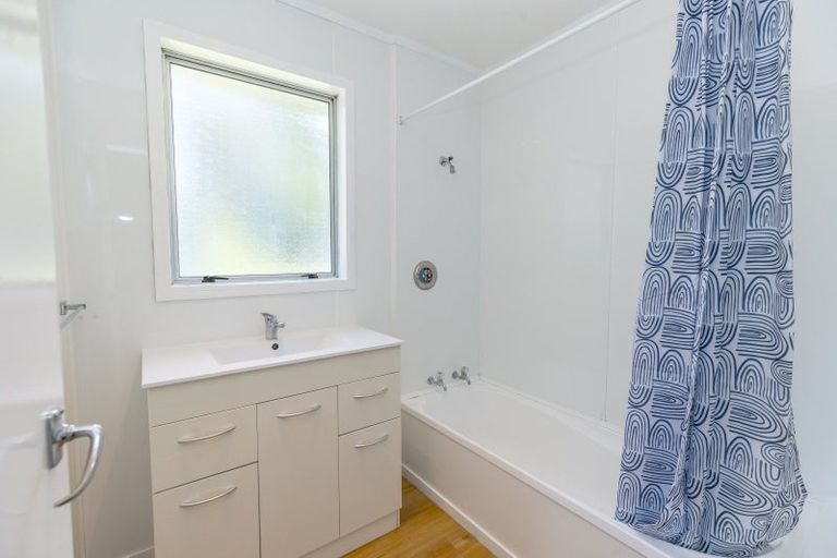 Photo of property in 16 River Road, Masterton, 5810