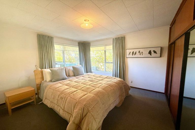 Photo of property in 21 Bidwell Place, Hillmorton, Christchurch, 8025