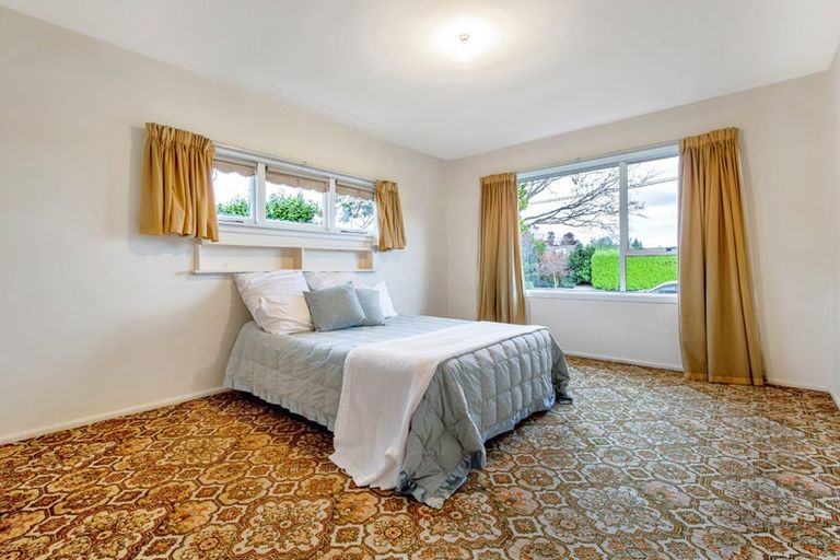 Photo of property in 184 Condell Avenue, Papanui, Christchurch, 8053