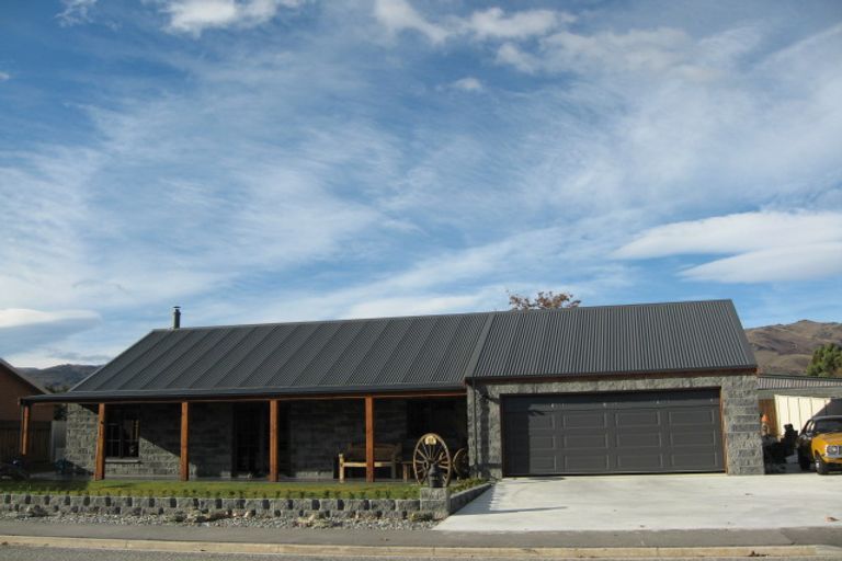Photo of property in 98a Barry Avenue, Cromwell, 9310