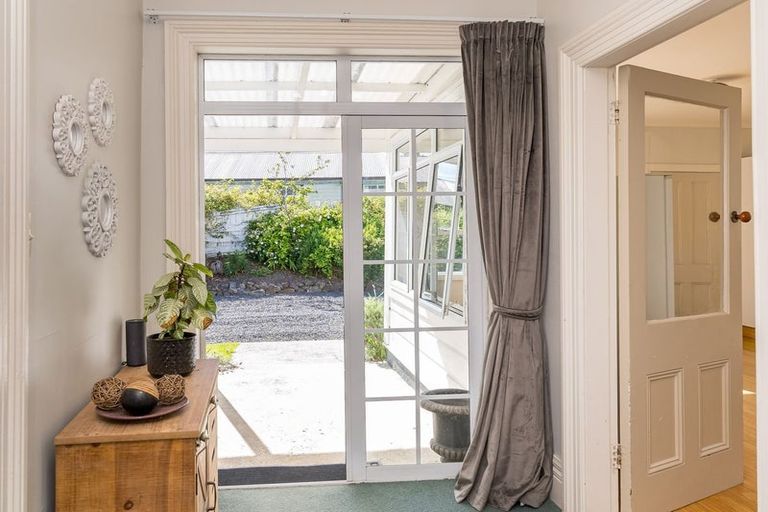 Photo of property in 264 Gladstone Road North, Mosgiel, 9092