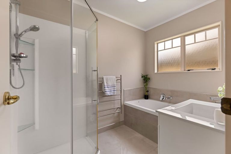 Photo of property in 12 Washington Parade, Milson, Palmerston North, 4414