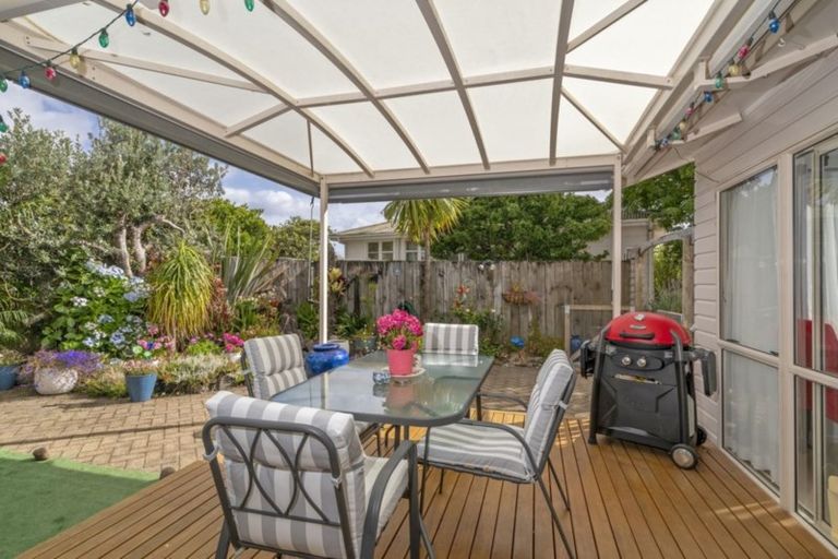 Photo of property in 20a Nicholas Avenue, Whitianga, 3510