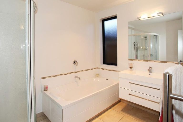 Photo of property in 43 Carradale Avenue, Broomfield, Christchurch, 8042