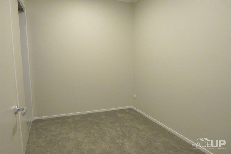 Photo of property in 58 Rangihina Road, Hobsonville, Auckland, 0616