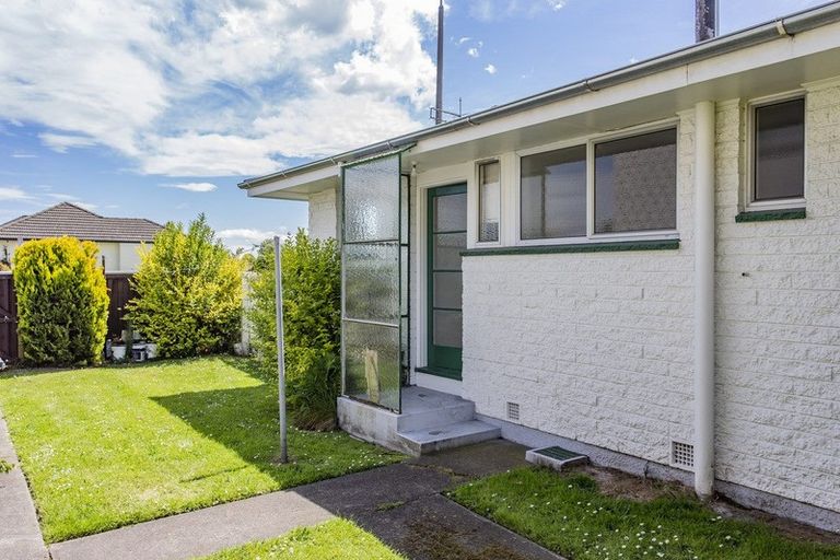 Photo of property in 4/17 Elizabeth Street, Riccarton, Christchurch, 8011