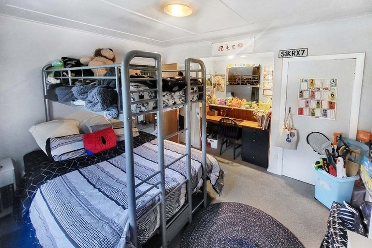 Photo of property in 22a Hine Road, Wainuiomata, Lower Hutt, 5014