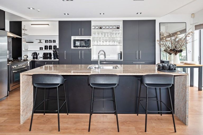 Photo of property in 2/23 Rita Street, Mount Maunganui, 3116