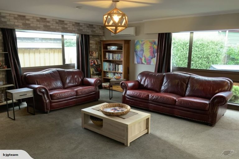 Photo of property in 6 Hetley Crescent, Taradale, Napier, 4112