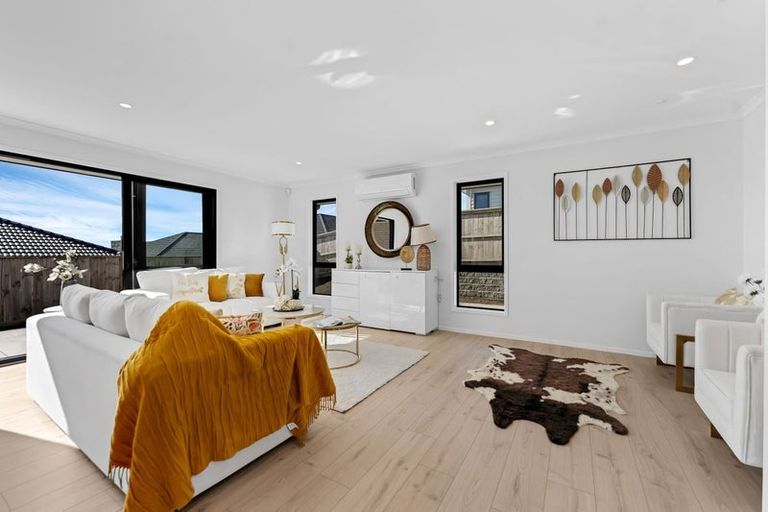 Photo of property in 11 Dolcetto Place, Pokeno, 2402