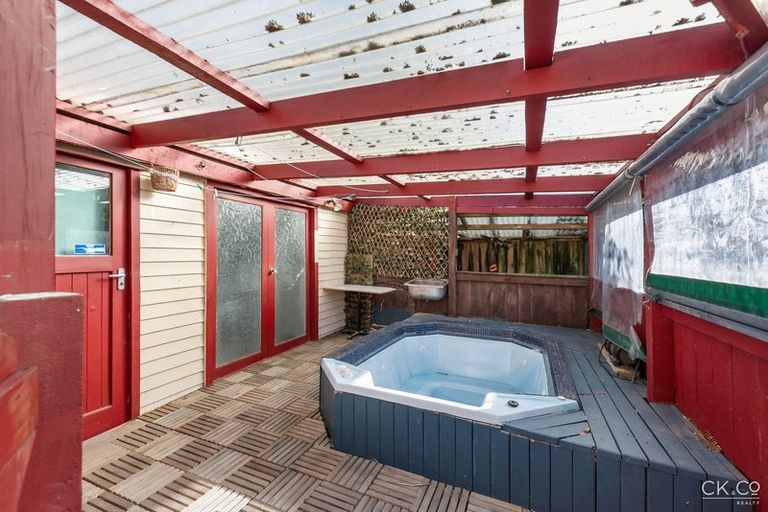 Photo of property in 55 Tama Street, Alicetown, Lower Hutt, 5010