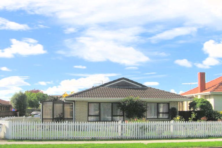 Photo of property in 3/114 Carruth Road, Papatoetoe, Auckland, 2025