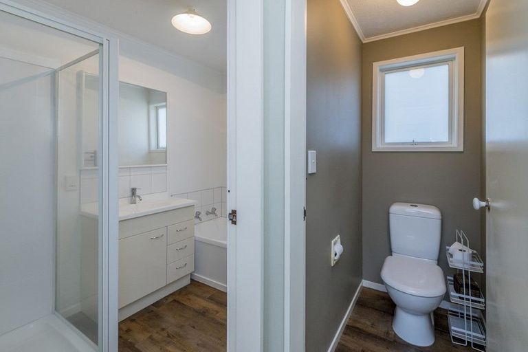 Photo of property in 75 Park Avenue, Waikanae, 5036