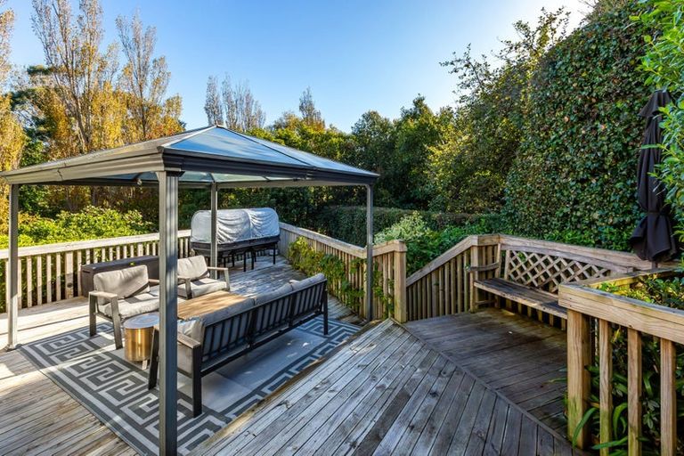 Photo of property in 48 Sailmaker Close, Whitby, Porirua, 5024