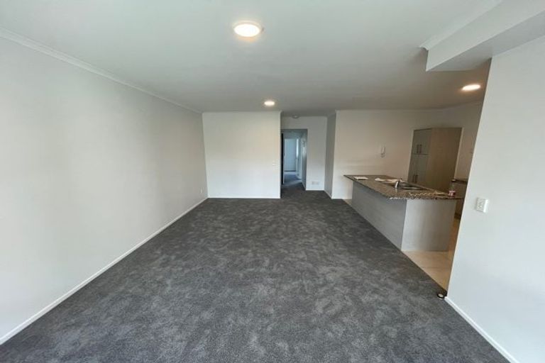 Photo of property in 19/11 Carlos Drive, Flat Bush, Auckland, 2016