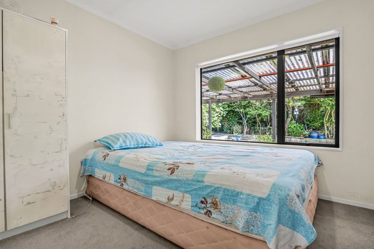 Photo of property in 54 Magic Way, Randwick Park, Auckland, 2105