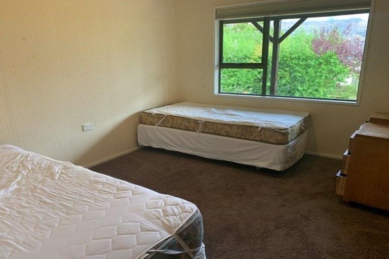 Photo of property in 15 Hunter Crescent, Wanaka, 9305