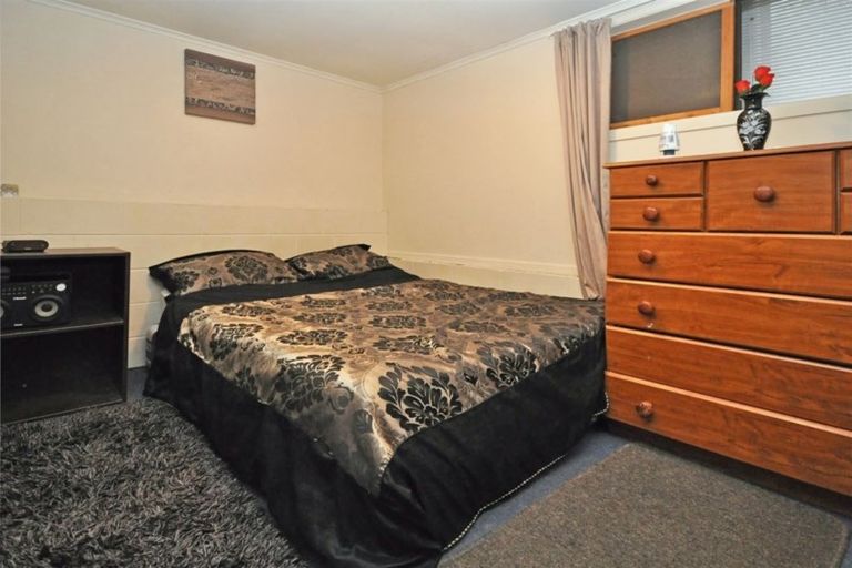 Photo of property in 33 Mellsop Avenue, Waiuku, 2123