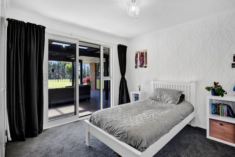 Photo of property in 1347 Carrington Road, Hurworth, New Plymouth, 4371