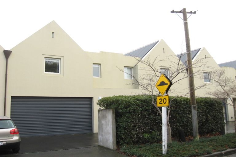 Photo of property in 89 Holly Road, St Albans, Christchurch, 8014