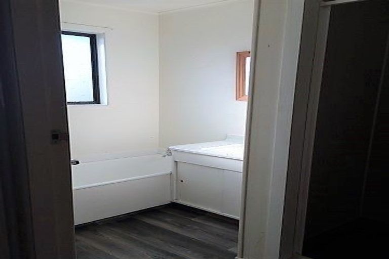 Photo of property in 2a Enfield Street, Nawton, Hamilton, 3200