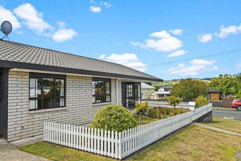 Photo of property in 2-4 Saint Lukes Crescent, Te Kuiti, 3910