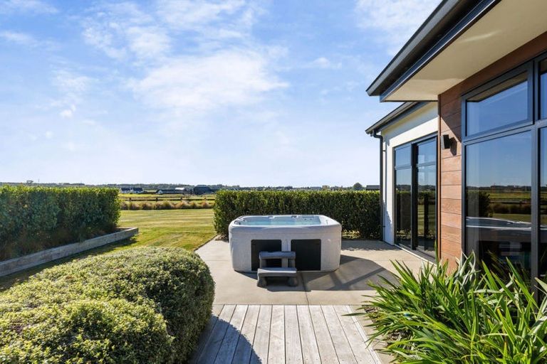 Photo of property in 15 Lake View Terrace, Huntingdon, Ashburton, 7774