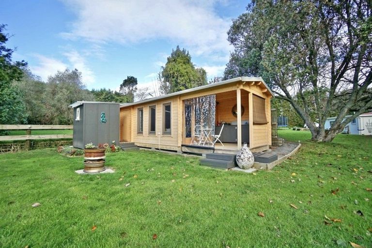 Photo of property in 400d No 2 Road, Te Puke, 3182