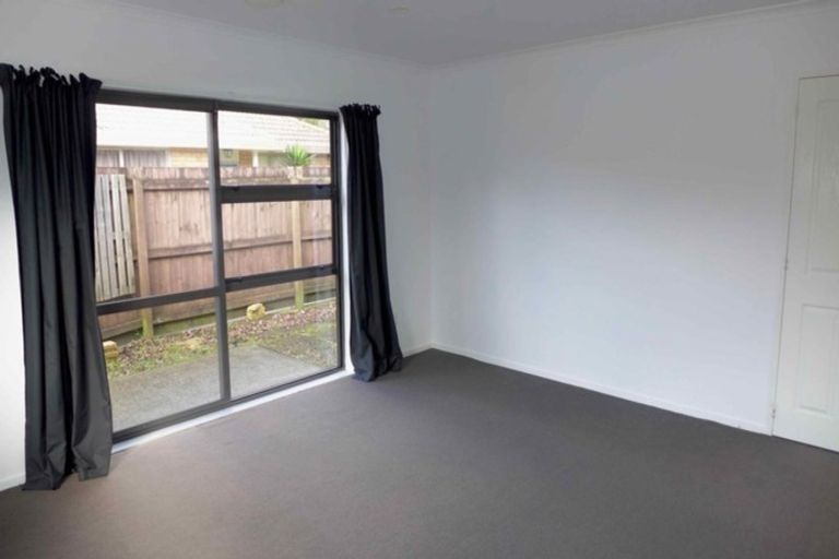 Photo of property in 17 Margarita Rise, Pukekohe, 2120