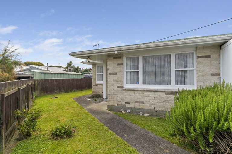 Photo of property in 3 Alice Place, Levin, 5510