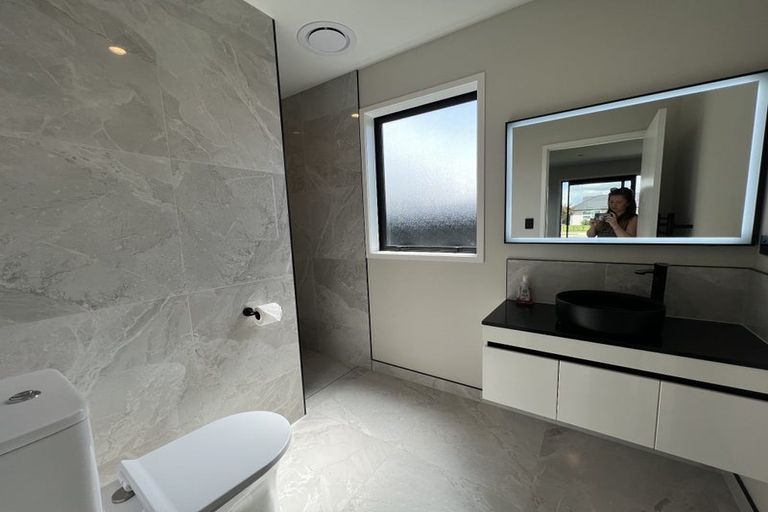 Photo of property in 28 William Paul Street, Cambridge, 3434