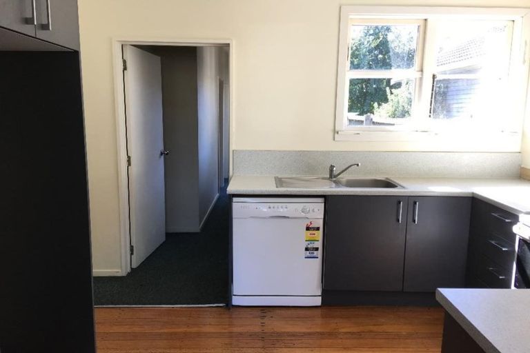 Photo of property in 34 Wainui Street, Riccarton, Christchurch, 8041
