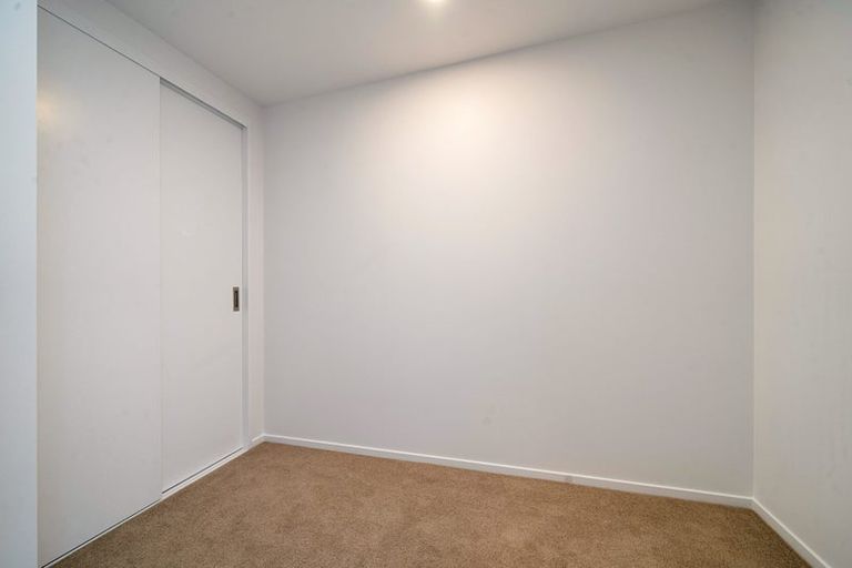 Photo of property in 7 Eileen Newey Place, Henderson, Auckland, 0612