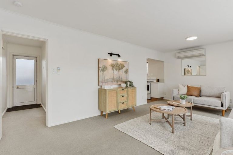 Photo of property in 1 Hood Street, New Brighton, Christchurch, 8061