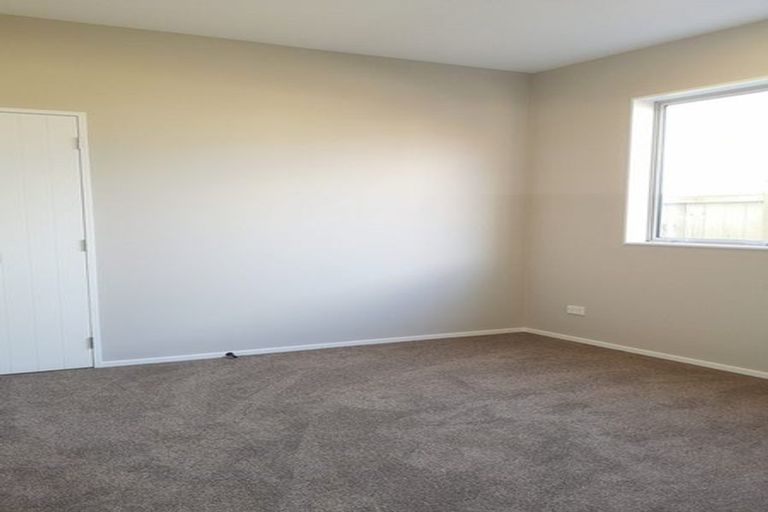 Photo of property in 12 Hinoki Way, Flat Bush, Auckland, 2019
