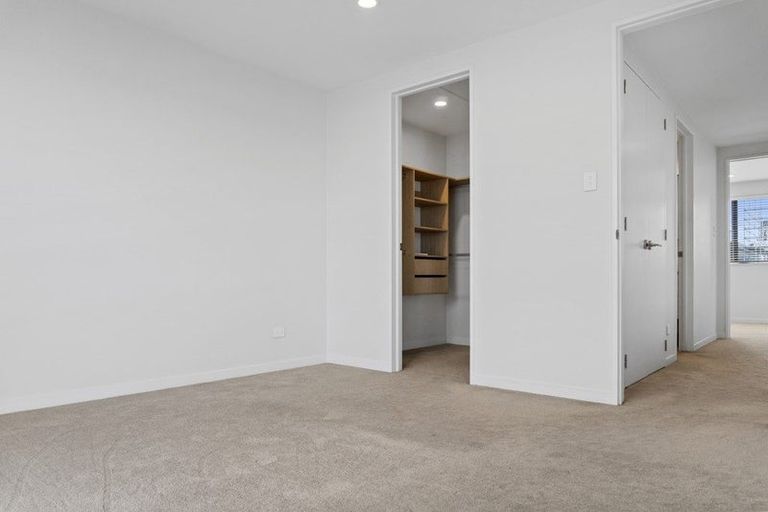 Photo of property in 117 Tarapuka Road, Westgate, Auckland, 0814