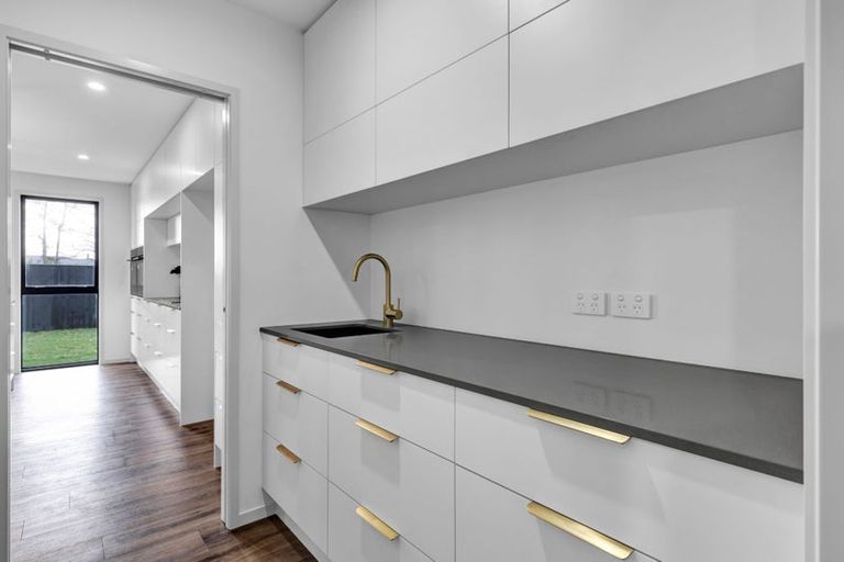 Photo of property in 74 Turuturu Road, Hawera, 4674