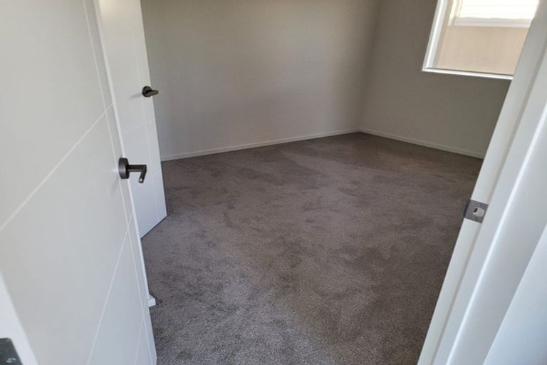 Photo of property in 42a Donegal Park Drive, Flat Bush, Auckland, 2019