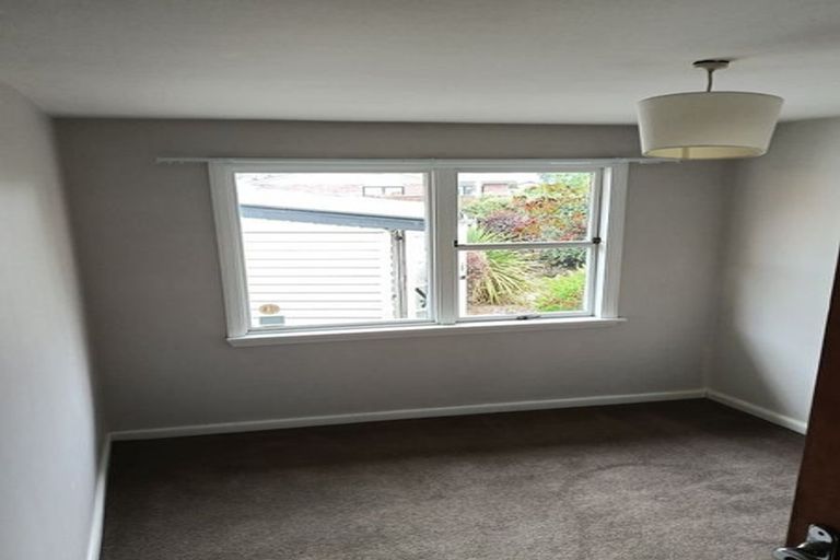 Photo of property in 33 Cossar Street, Burwood, Christchurch, 8083