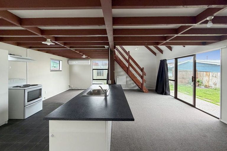 Photo of property in 84b Manuka Street, Castlecliff, Whanganui, 4501