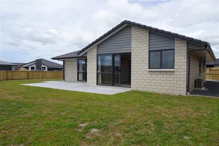 Photo of property in 6 Piata Street, Papamoa Beach, Papamoa, 3118