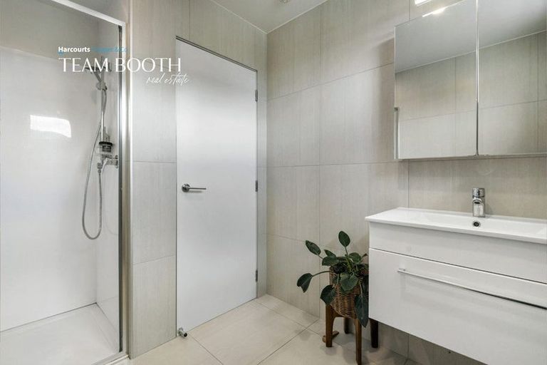 Photo of property in 202/165 Lake Road, Northcote, Auckland, 0627