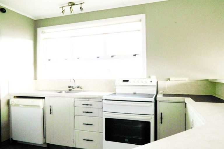 Photo of property in 26 Mcguire Street, Hawera, 4610