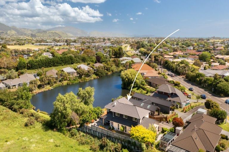 Photo of property in 66 The Drive, Paraparaumu Beach, Paraparaumu, 5032