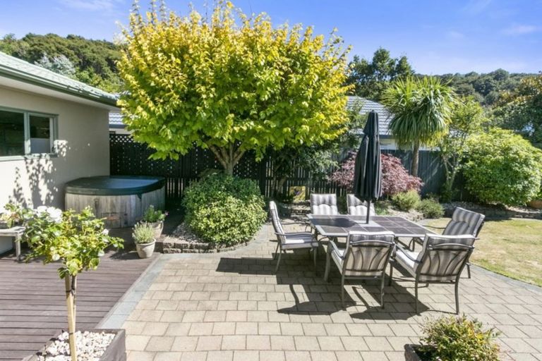 Photo of property in 20 Karamea Grove, Wainuiomata, Lower Hutt, 5014