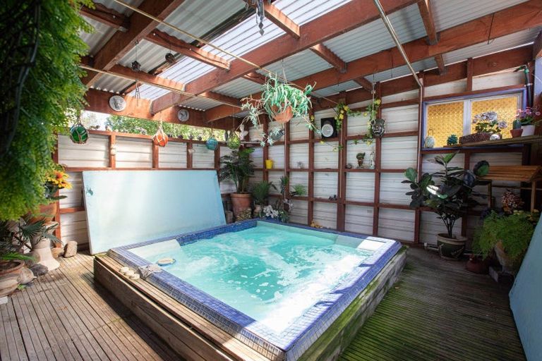 Photo of property in 12a Ngarua Road, Waitoa, 3310