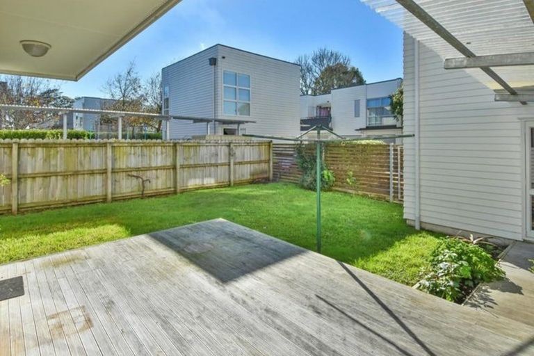 Photo of property in 23 Mcginty Street, Takanini, 2112