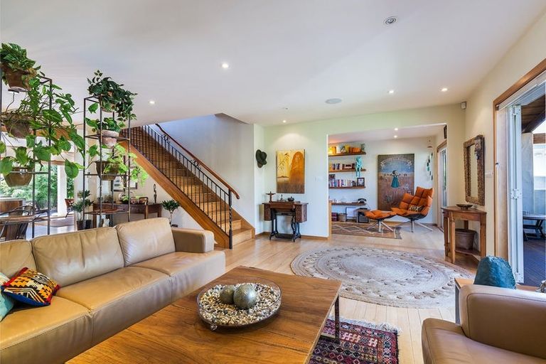 Photo of property in 69 Oceanview Road, Mount Maunganui, 3116