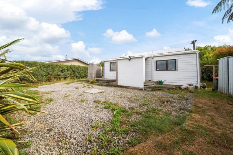 Photo of property in 21 Falstaff Street, Stratford, 4332