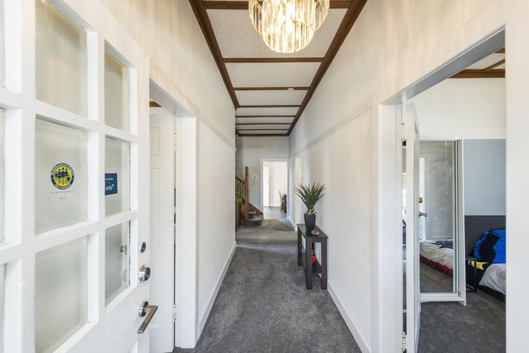 Photo of property in 53 Limbrick Street, Terrace End, Palmerston North, 4410